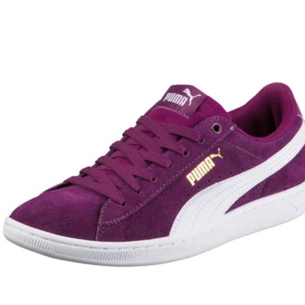 Pumas purple barely worn!!